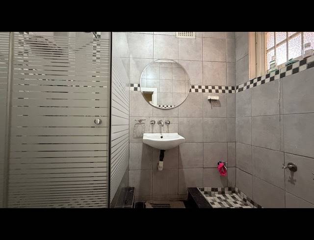 2.5 BEDROOM APARTMENT TO LET IN MUSGRAVE